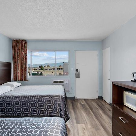 Holiday Lodge Wenatchee Extérieur photo