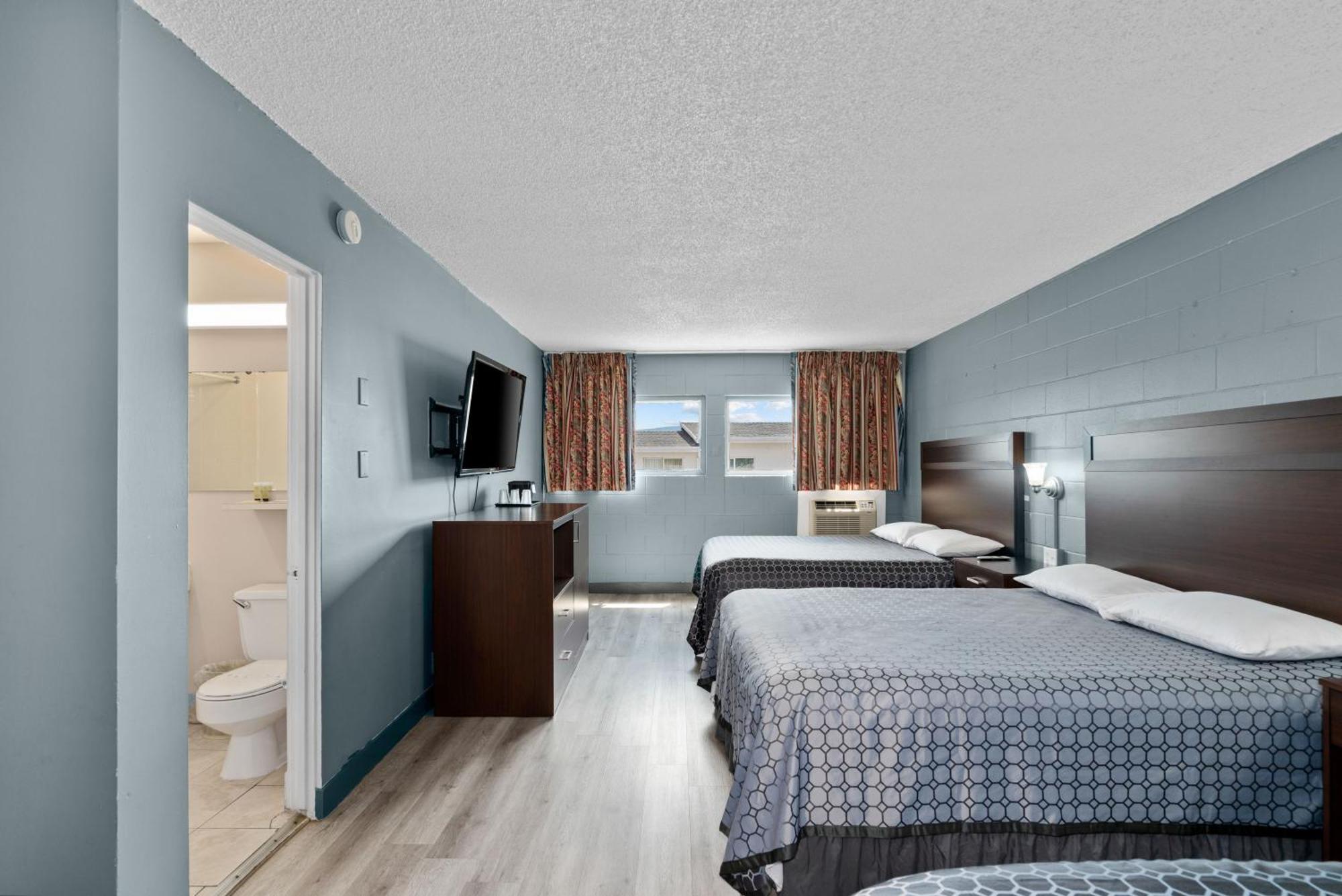 Holiday Lodge Wenatchee Extérieur photo