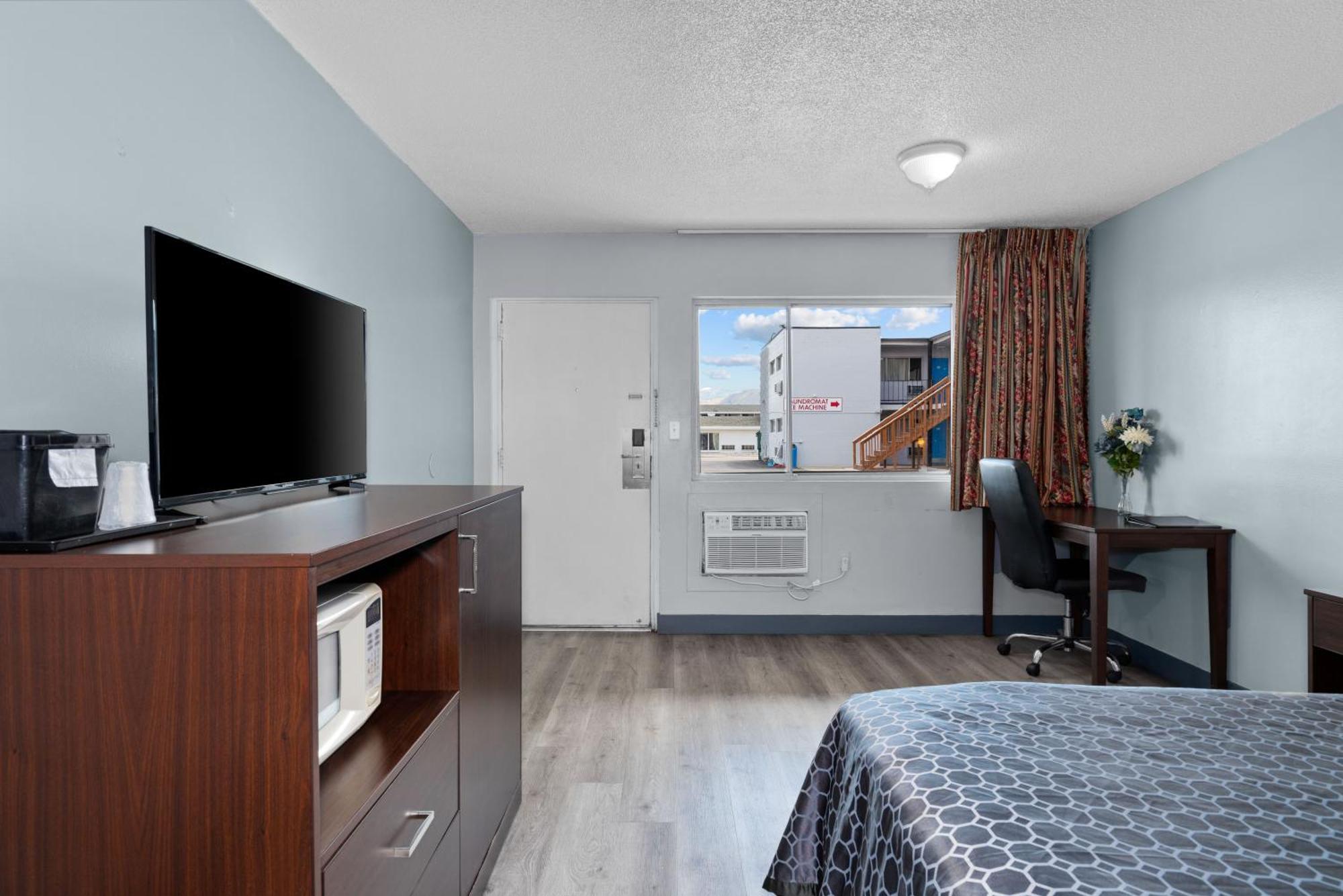 Holiday Lodge Wenatchee Extérieur photo
