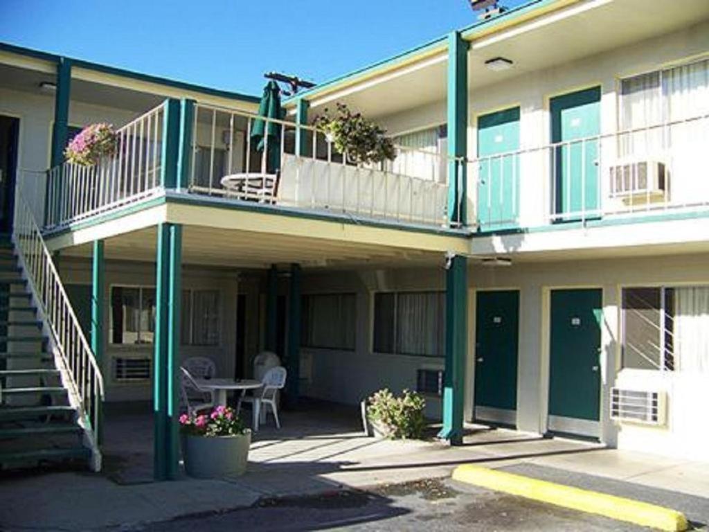 Holiday Lodge Wenatchee Extérieur photo
