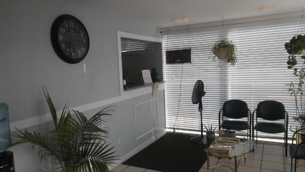 Holiday Lodge Wenatchee Extérieur photo